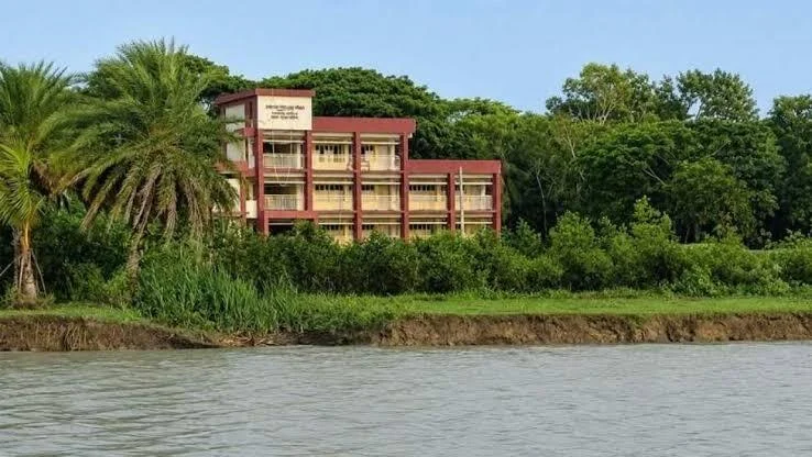 নদীভাঙনে জনপদ, স্থায়ী সমাধান কোথায়?